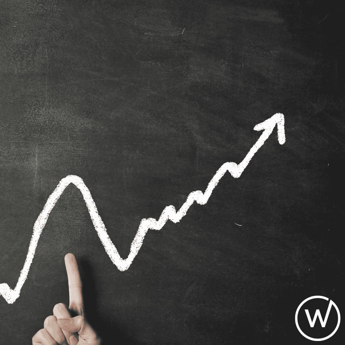 Pantalla de ordenador mostrando una web moderna con diseño minimalista y modo oscuro